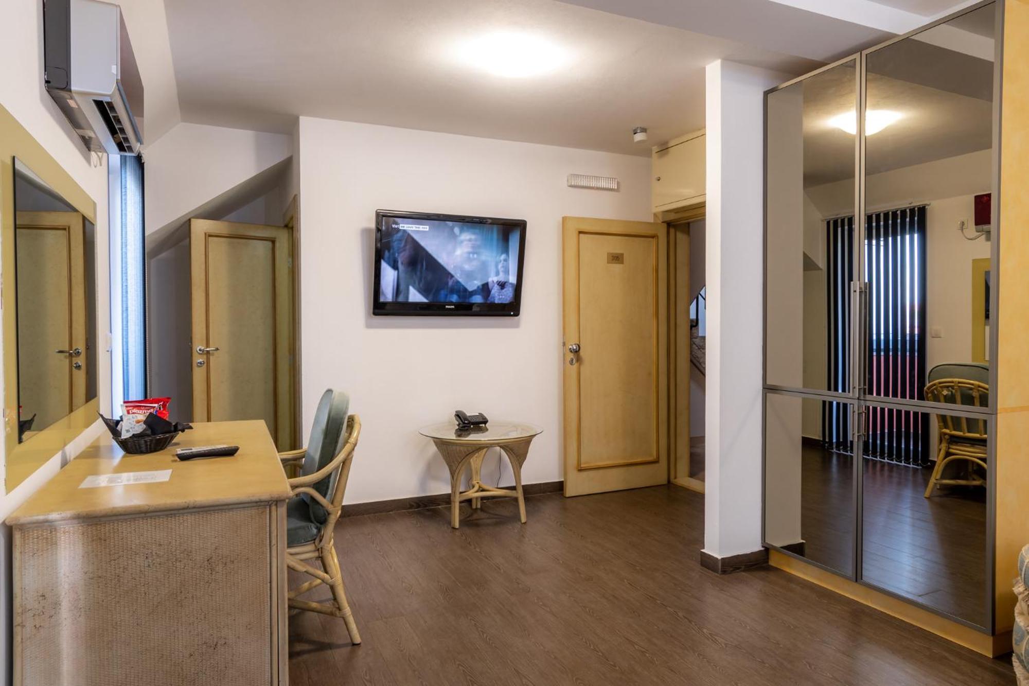Olympic Wellness & Spa Hotel ベオグラード エクステリア 写真